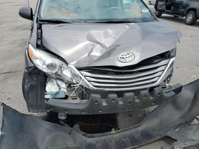 Photo 8 VIN: 5TDYK3DC4CS236414 - TOYOTA SIENNA XLE 