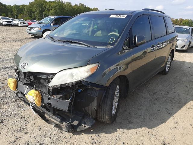 Photo 1 VIN: 5TDYK3DC4CS241029 - TOYOTA SIENNA XLE 