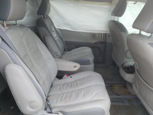 Photo 5 VIN: 5TDYK3DC4CS243864 - TOYOTA SIENNA XLE 