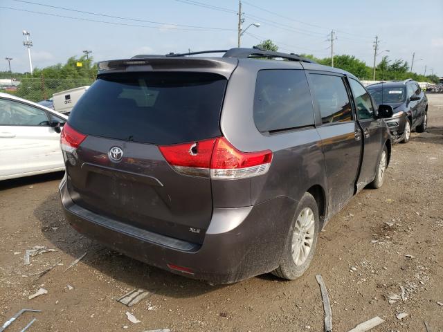 Photo 3 VIN: 5TDYK3DC4CS251804 - TOYOTA SIENNA XLE 