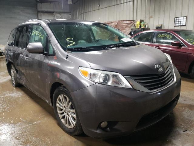 Photo 0 VIN: 5TDYK3DC4CS258851 - TOYOTA SIENNA XLE 