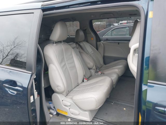 Photo 7 VIN: 5TDYK3DC4CS274970 - TOYOTA SIENNA 