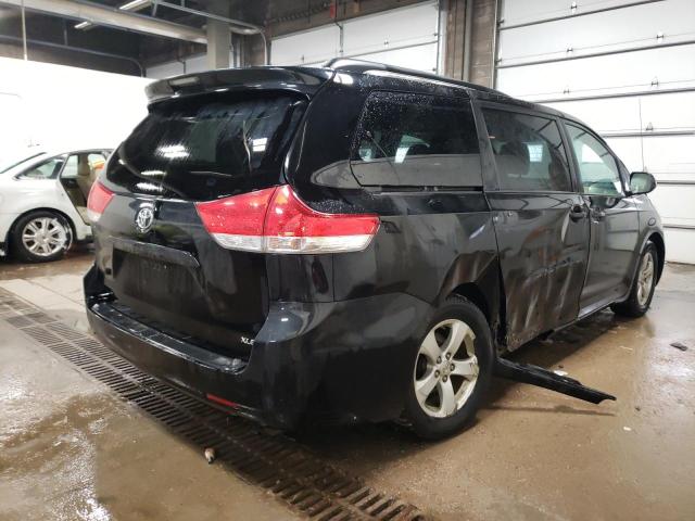 Photo 3 VIN: 5TDYK3DC4CS275018 - TOYOTA SIENNA XLE 