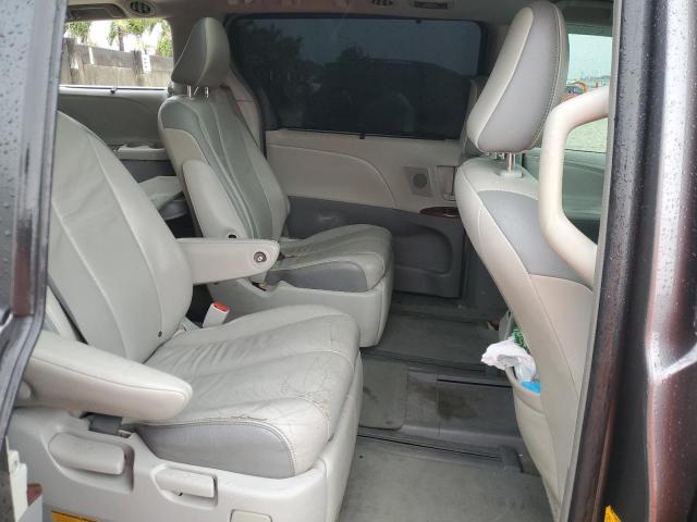 Photo 10 VIN: 5TDYK3DC4DS297005 - TOYOTA SIENNA XLE 