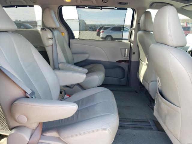 Photo 10 VIN: 5TDYK3DC4DS329645 - TOYOTA SIENNA XLE 