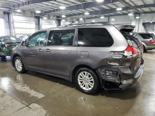 Photo 1 VIN: 5TDYK3DC4DS358479 - TOYOTA SIENNA XLE 