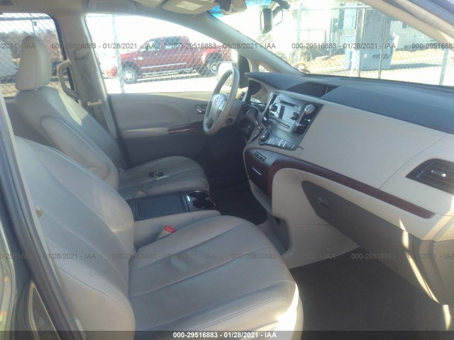 Photo 4 VIN: 5TDYK3DC4DS368851 - TOYOTA SIENNA 