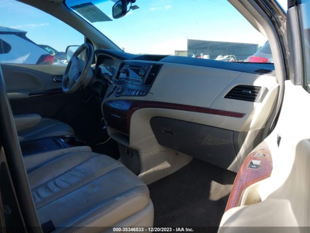 Photo 4 VIN: 5TDYK3DC4DS375847 - TOYOTA SIENNA 