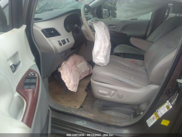 Photo 4 VIN: 5TDYK3DC4DS379347 - TOYOTA SIENNA 