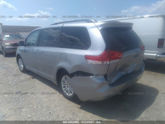 Photo 2 VIN: 5TDYK3DC4DS405218 - TOYOTA SIENNA 