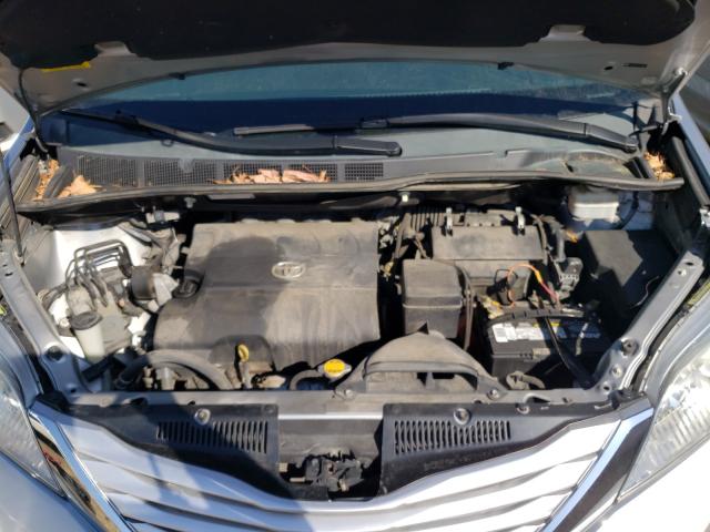 Photo 6 VIN: 5TDYK3DC4ES413014 - TOYOTA SIENNA XLE 