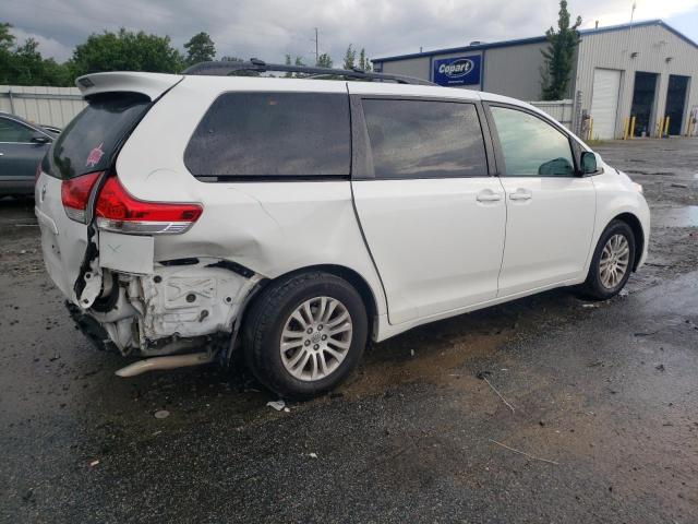 Photo 2 VIN: 5TDYK3DC4ES426488 - TOYOTA SIENNA XLE 