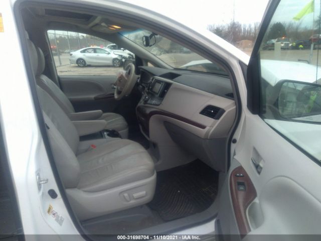 Photo 4 VIN: 5TDYK3DC4ES431061 - TOYOTA SIENNA 