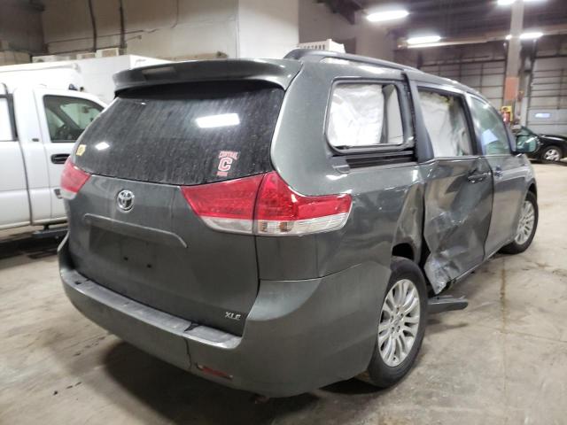 Photo 3 VIN: 5TDYK3DC4ES442612 - TOYOTA SIENNA XLE 