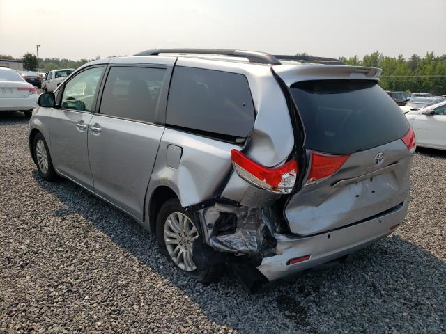 Photo 2 VIN: 5TDYK3DC4ES453450 - TOYOTA SIENNA XLE 