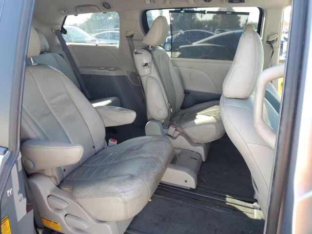 Photo 10 VIN: 5TDYK3DC4ES516952 - TOYOTA SIENNA XLE 