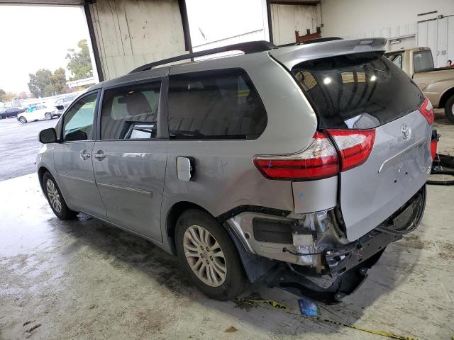 Photo 1 VIN: 5TDYK3DC4FS533638 - TOYOTA SIENNA XLE 