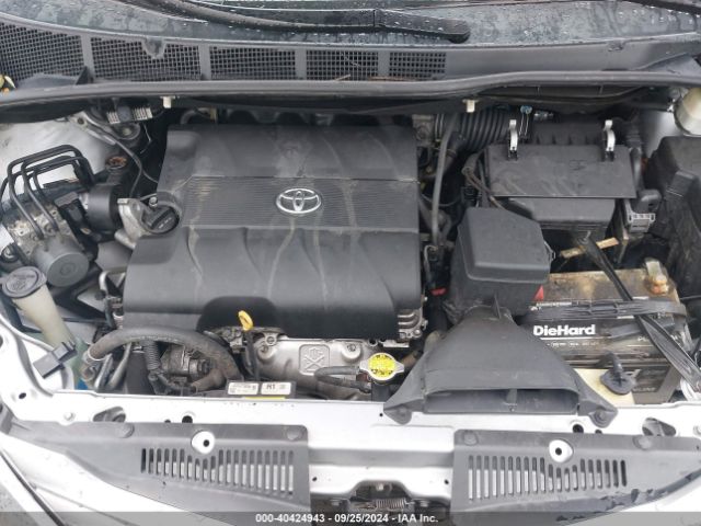 Photo 9 VIN: 5TDYK3DC4FS543439 - TOYOTA SIENNA 