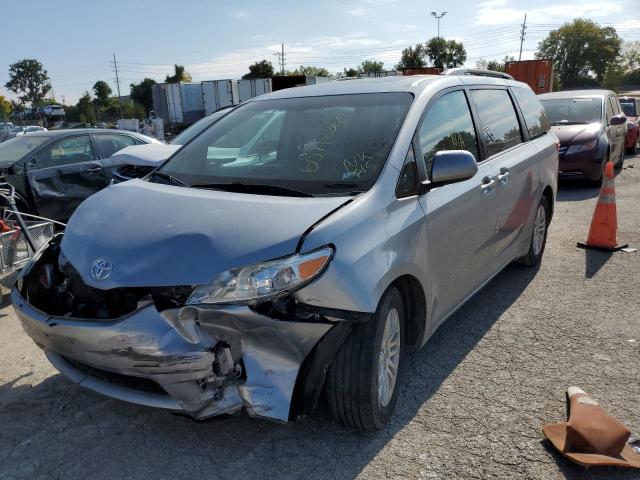 Photo 1 VIN: 5TDYK3DC4FS558569 - TOYOTA SIENNA XLE 