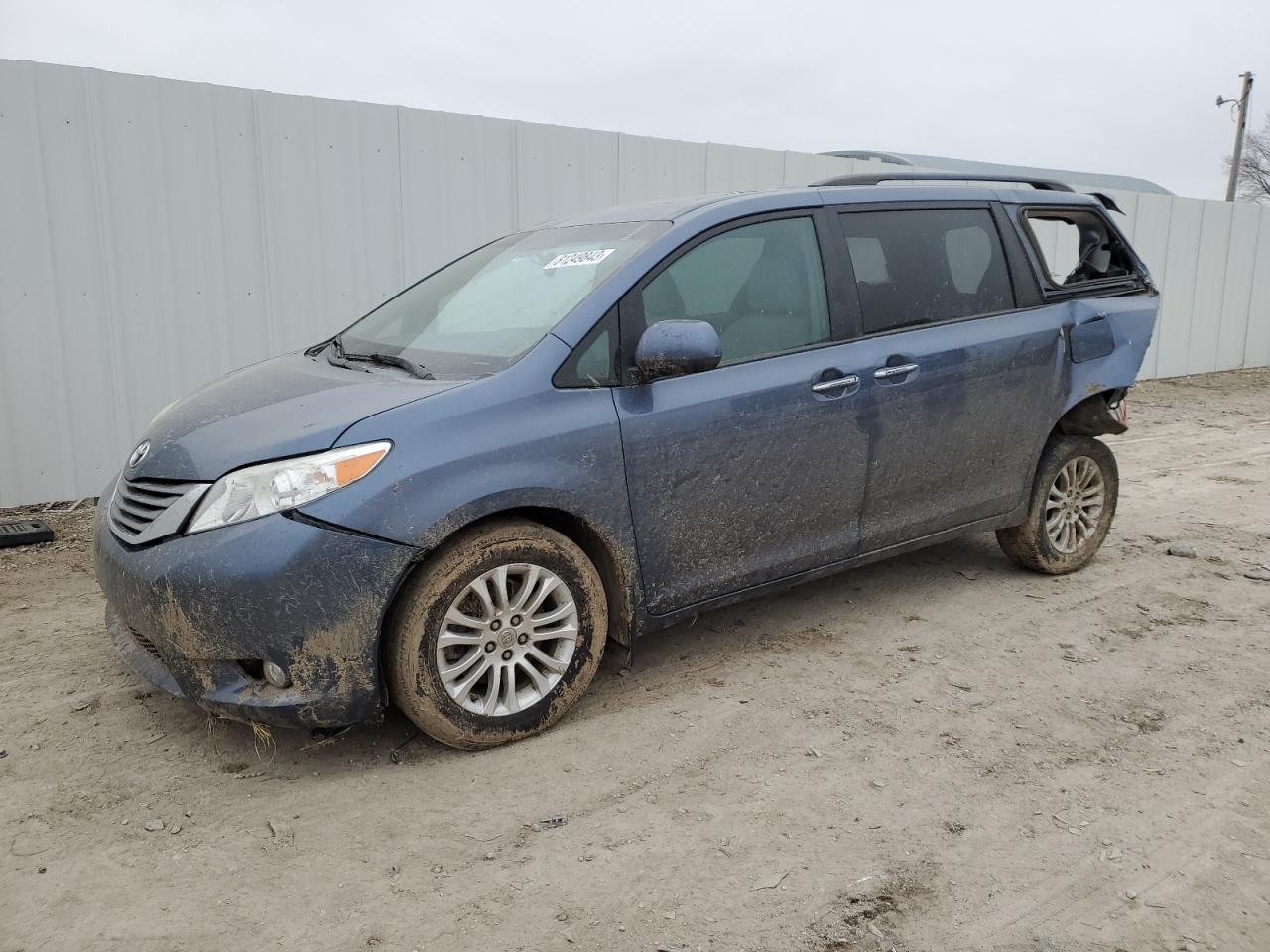 Photo 0 VIN: 5TDYK3DC4FS579969 - TOYOTA SIENNA 