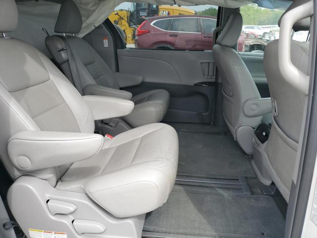 Photo 10 VIN: 5TDYK3DC4FS586890 - TOYOTA SIENNA XLE 