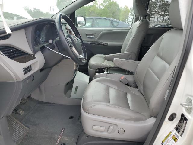 Photo 6 VIN: 5TDYK3DC4FS586890 - TOYOTA SIENNA XLE 