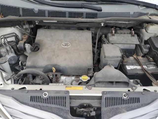 Photo 11 VIN: 5TDYK3DC4FS612890 - TOYOTA SIENNA XLE 