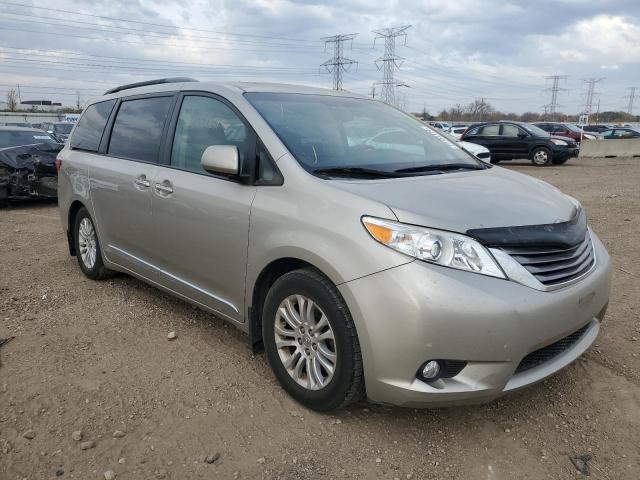 Photo 3 VIN: 5TDYK3DC4FS612890 - TOYOTA SIENNA XLE 