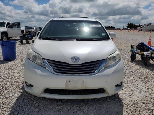 Photo 4 VIN: 5TDYK3DC4FS621640 - TOYOTA SIENNA XLE 