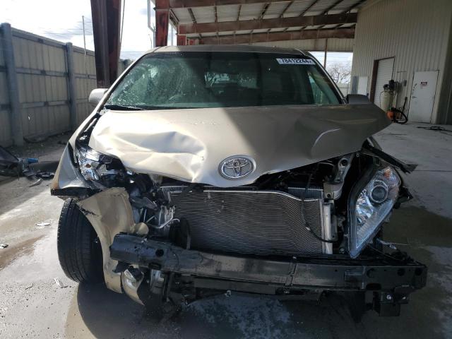 Photo 4 VIN: 5TDYK3DC4FS630628 - TOYOTA SIENNA XLE 