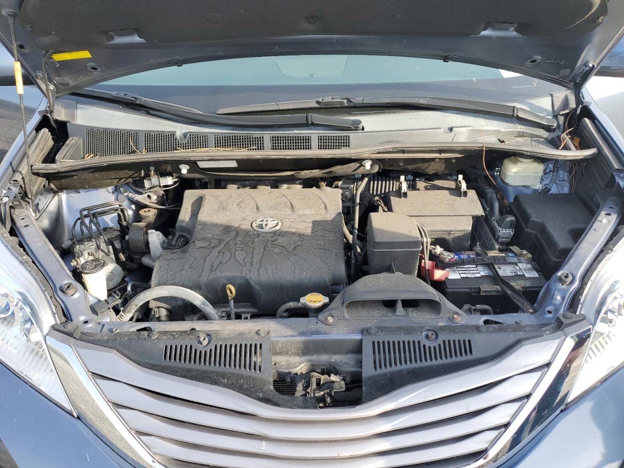 Photo 10 VIN: 5TDYK3DC4FS645503 - TOYOTA SIENNA 