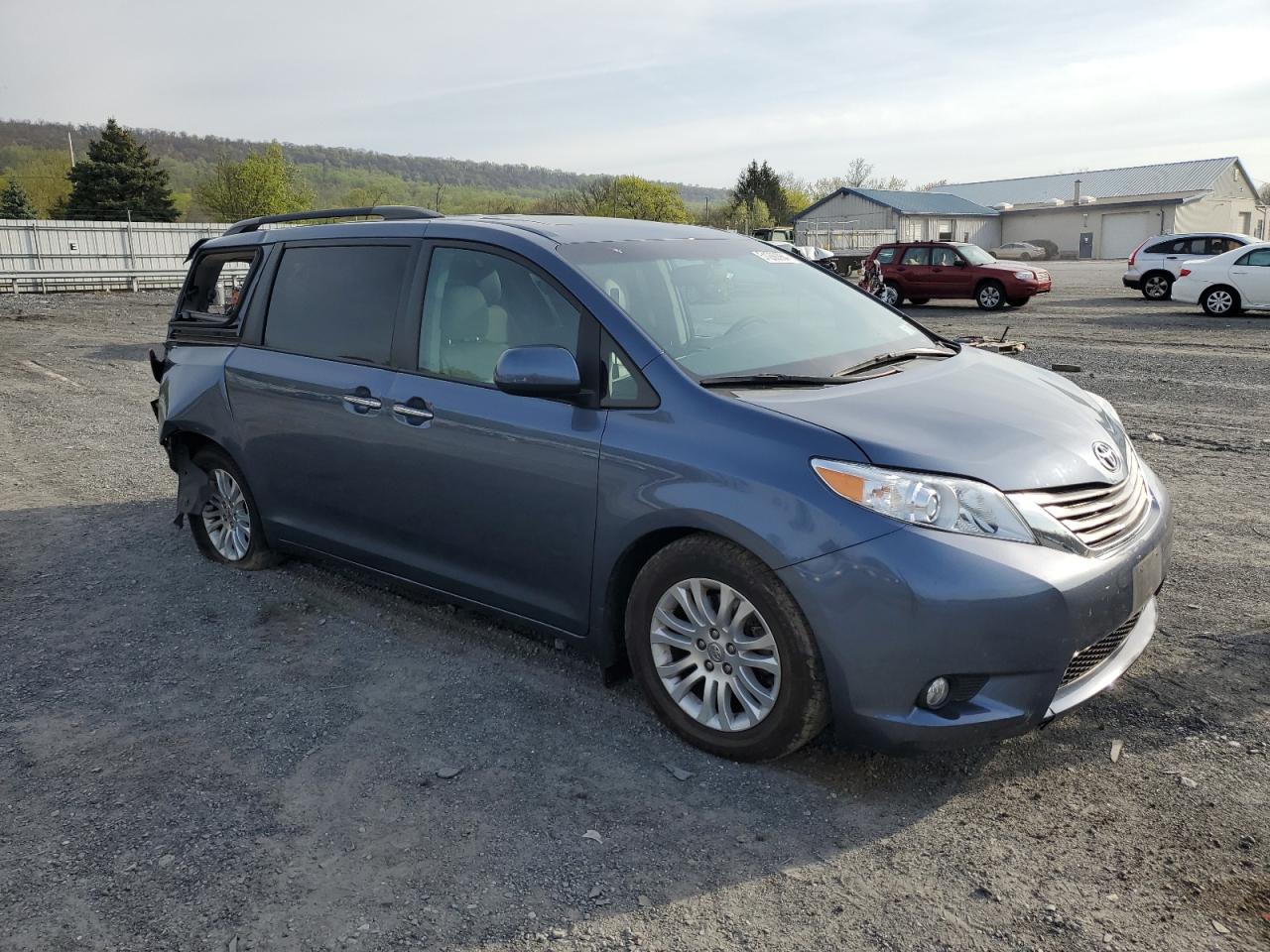 Photo 3 VIN: 5TDYK3DC4FS645503 - TOYOTA SIENNA 