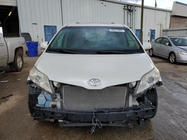 Photo 4 VIN: 5TDYK3DC4FS659417 - TOYOTA SIENNA XLE 