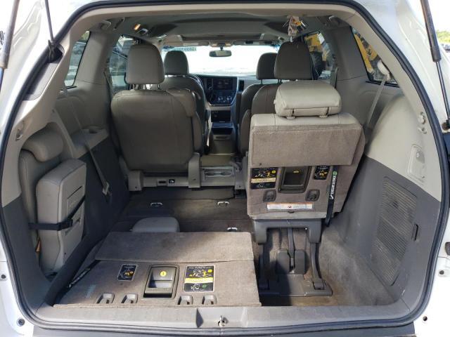 Photo 5 VIN: 5TDYK3DC4FS659417 - TOYOTA SIENNA XLE 