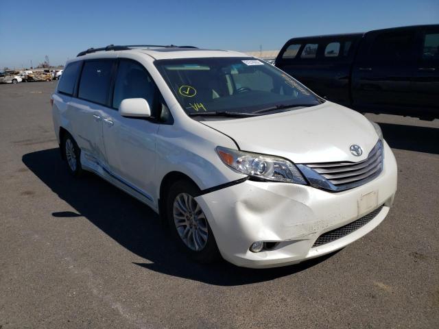 Photo 0 VIN: 5TDYK3DC4FS667887 - TOYOTA SIENNA XLE 