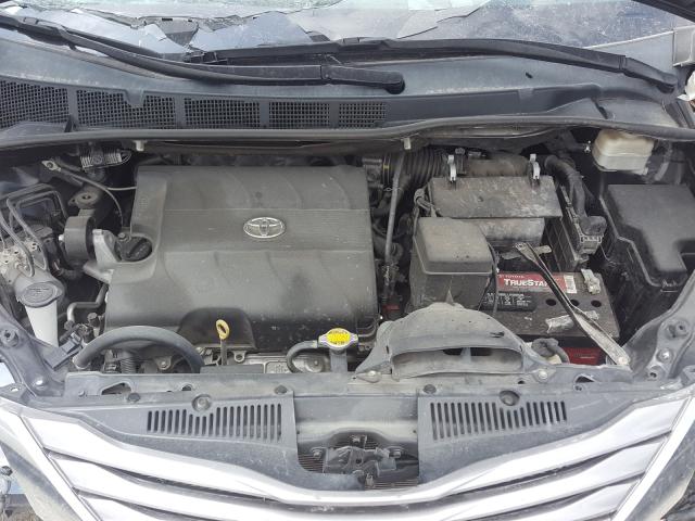 Photo 6 VIN: 5TDYK3DC4GS700565 - TOYOTA SIENNA XLE 