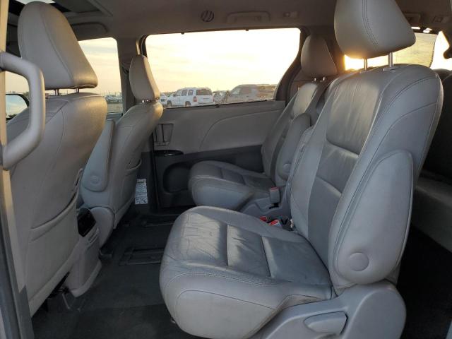 Photo 10 VIN: 5TDYK3DC4GS712747 - TOYOTA SIENNA XLE 