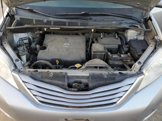 Photo 11 VIN: 5TDYK3DC4GS712747 - TOYOTA SIENNA XLE 