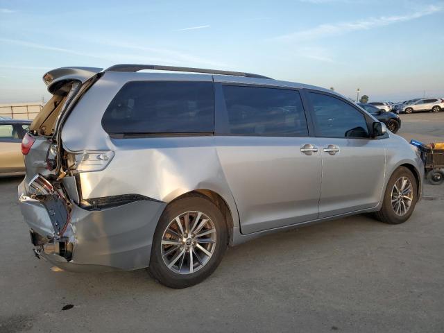 Photo 2 VIN: 5TDYK3DC4GS712747 - TOYOTA SIENNA XLE 