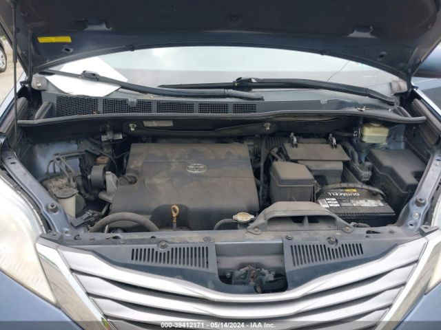 Photo 9 VIN: 5TDYK3DC4GS717172 - TOYOTA SIENNA 