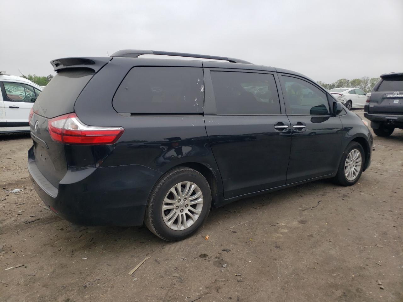 Photo 2 VIN: 5TDYK3DC4GS721464 - TOYOTA SIENNA 