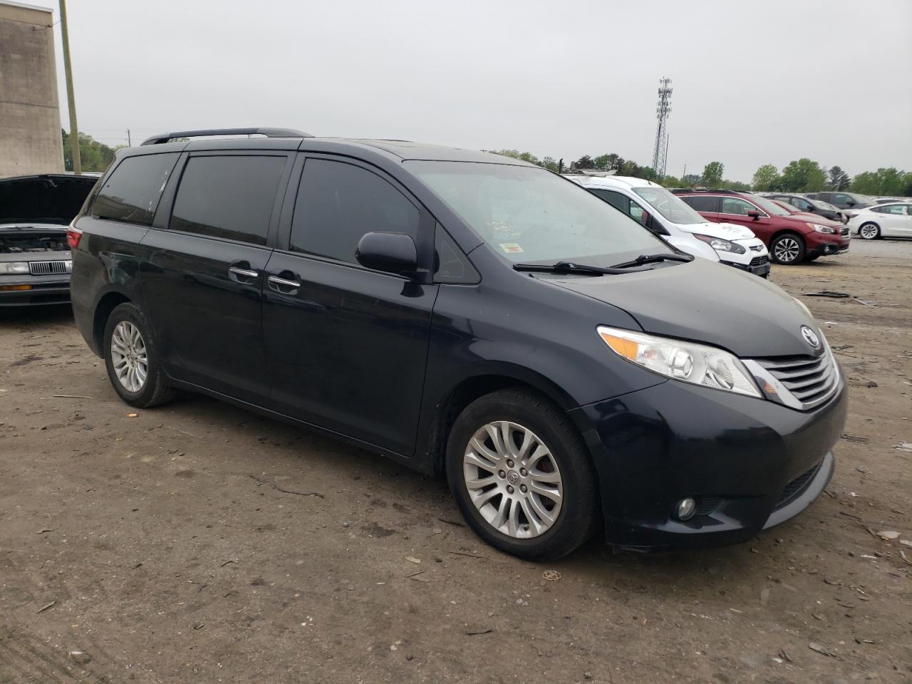 Photo 3 VIN: 5TDYK3DC4GS721464 - TOYOTA SIENNA 