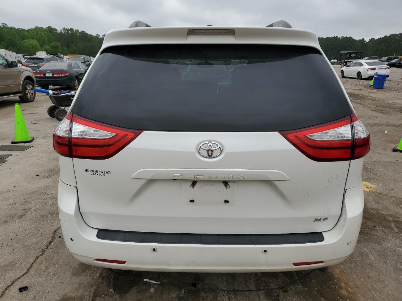 Photo 5 VIN: 5TDYK3DC4GS743996 - TOYOTA SIENNA 