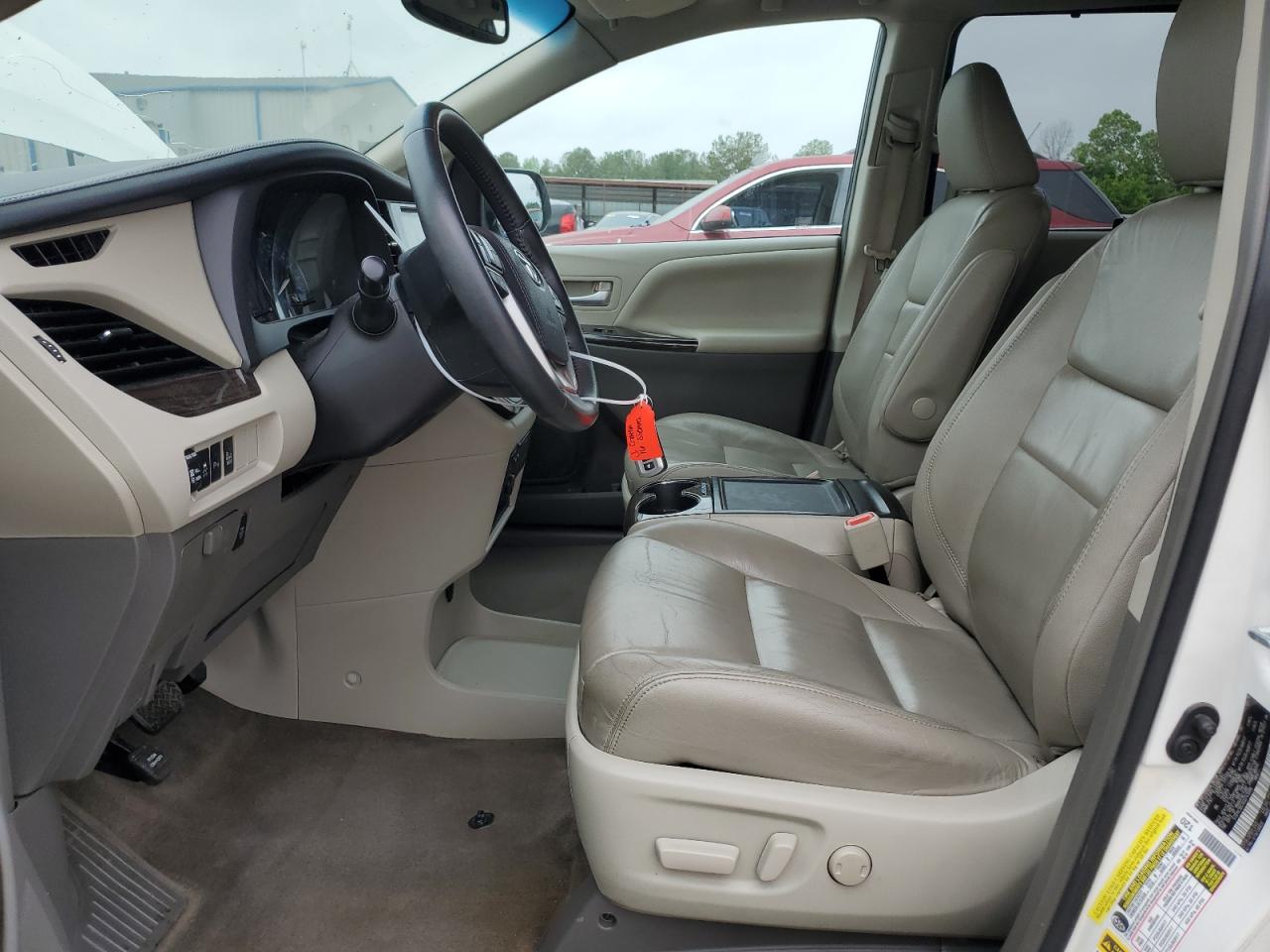 Photo 6 VIN: 5TDYK3DC4GS743996 - TOYOTA SIENNA 