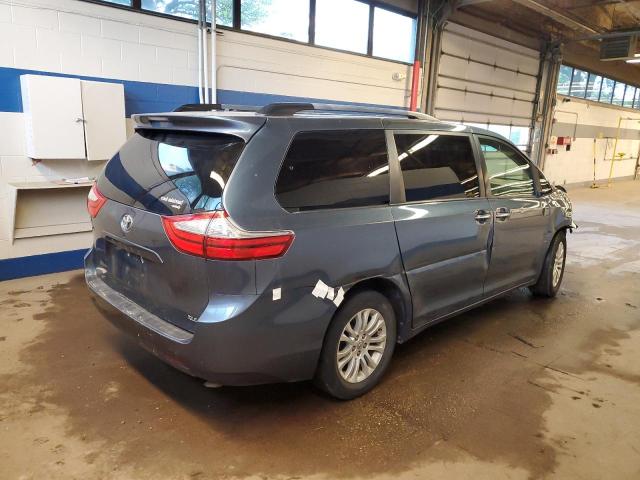 Photo 2 VIN: 5TDYK3DC4GS750110 - TOYOTA SIENNA XLE 