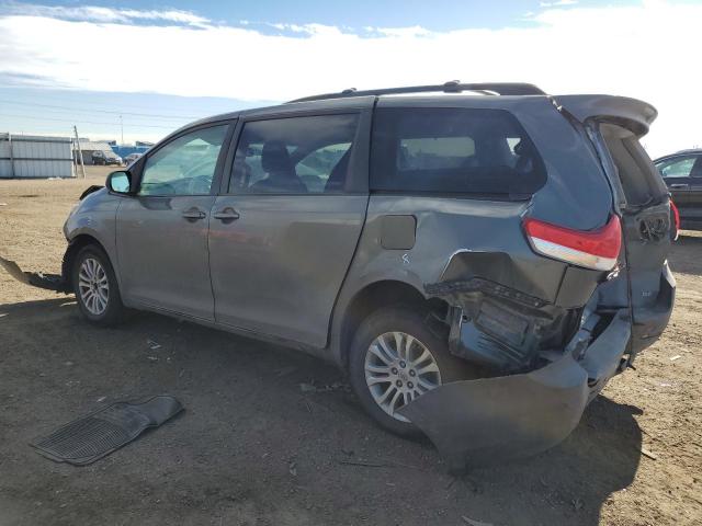 Photo 1 VIN: 5TDYK3DC5BS025804 - TOYOTA SIENNA XLE 