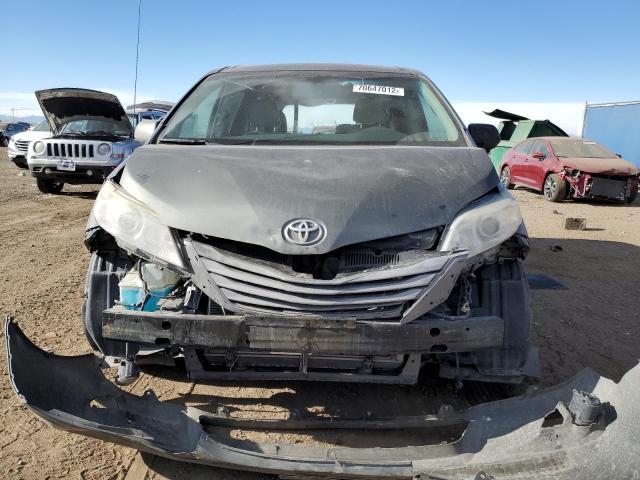 Photo 4 VIN: 5TDYK3DC5BS025804 - TOYOTA SIENNA XLE 