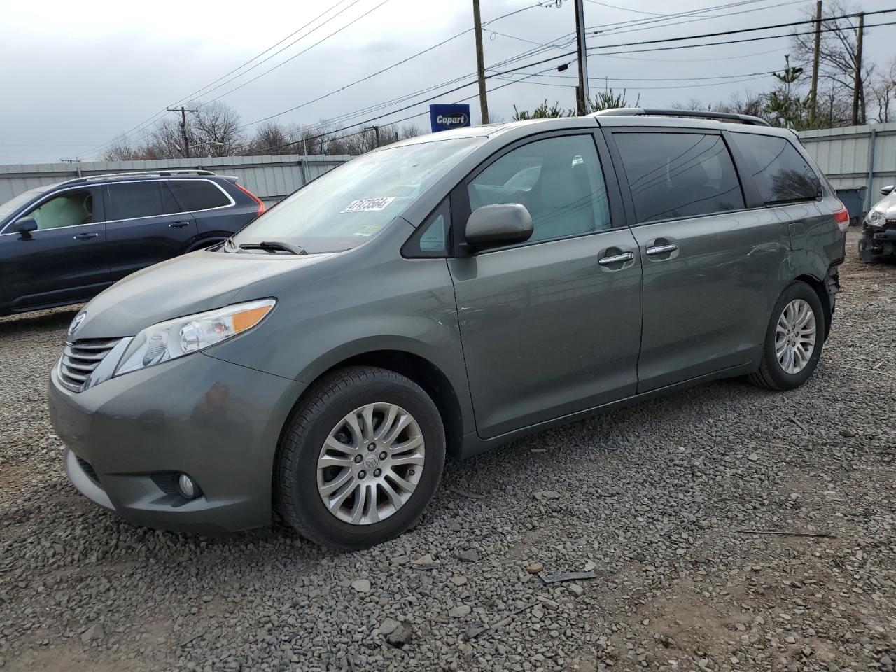 Photo 0 VIN: 5TDYK3DC5BS060116 - TOYOTA SIENNA 