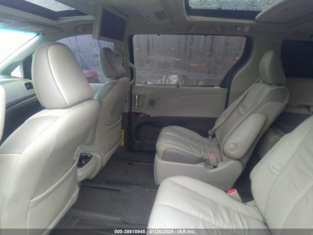 Photo 7 VIN: 5TDYK3DC5BS065106 - TOYOTA SIENNA 