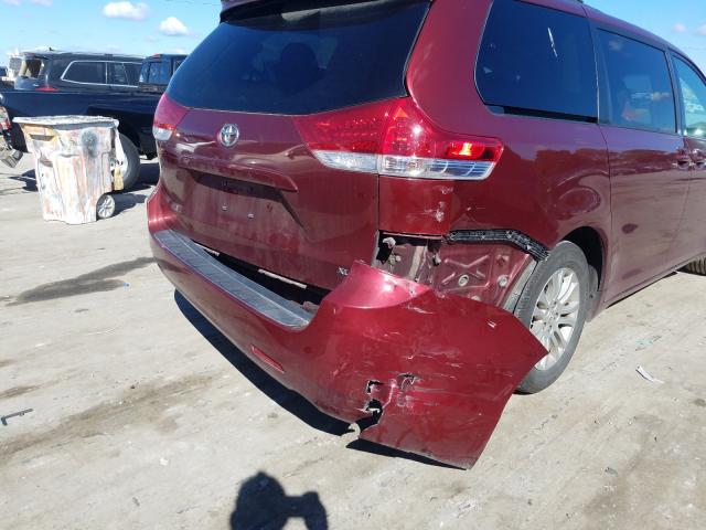 Photo 8 VIN: 5TDYK3DC5BS067471 - TOYOTA SIENNA XLE 